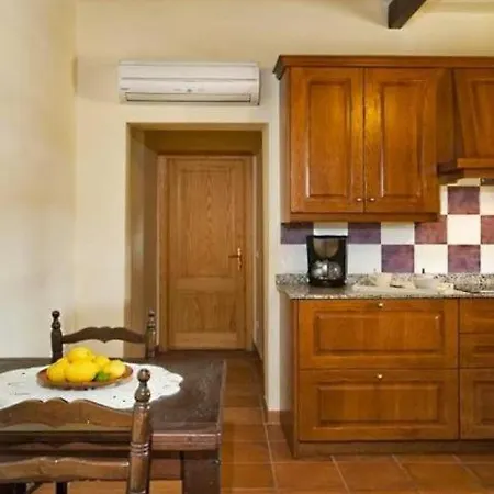 Cal Rei Villa *